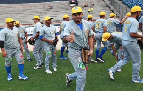 Herrera le pega a Chiriquí  en el inicio de las semifinales del torneo mayor