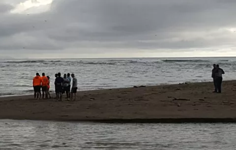 Joven colombiano desaparece en la desembocadura del río San Félix en Chiriquí 