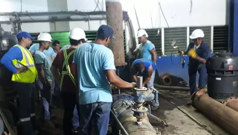 Chitreanos pasan parte del fin de semana sin agua por trabajos en la planta