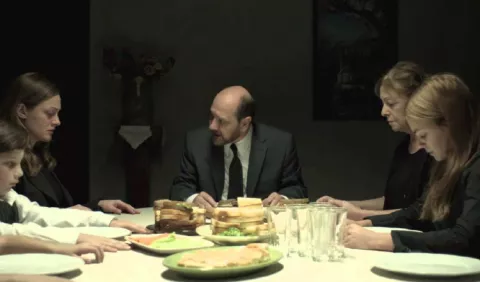 Invitan a ver cine griego