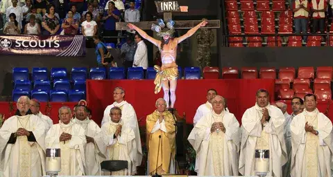 Cardenal Cañizares cerró año jubilar por cinco siglos de católicos en Panamá
