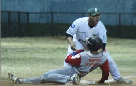 Panamá Oeste le propina derrota a Coclé e iguala semifinal