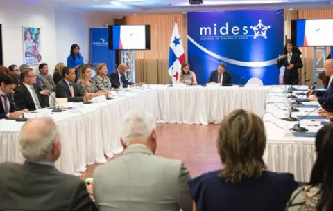 Gabinete Social aprueba proyecto “Colmena” para combatir la pobreza multidimensional