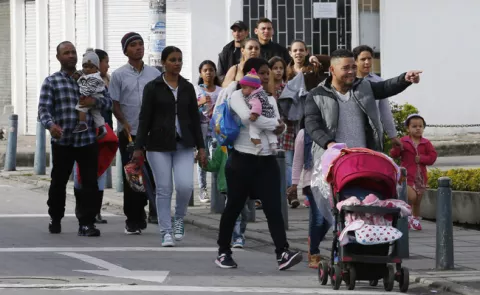 Expulsan a varios venezolanos de un refugio en Colombia por actos de violencia