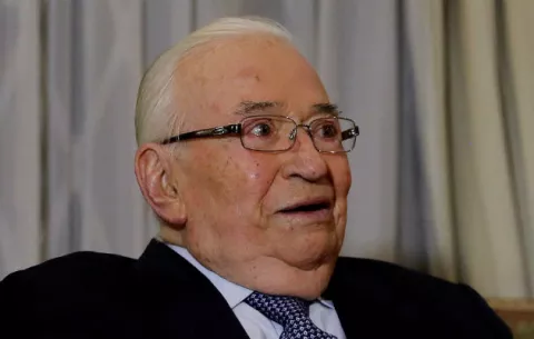 El expresidente Belisario Betancur murió hoy y no ayer como dijo vicepresidenta