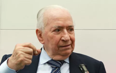 Fallece el expresidente colombiano Belisario Betancur a la edad de 95 años 