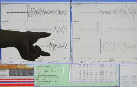 Se incrementa la actividad sísmica en un complejo volcánico en el límite de Ecuador y Colombia