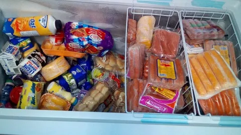 Decomisan productos vencidos en operativo en Colón