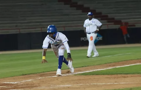 Los Santos, Chiriquí y Colón  toman el control del torneo juvenil