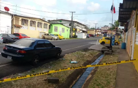 Matan a joven en Villa del Caribe, cerca de una estación de la Policía Nacional  