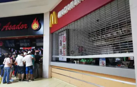 Comercios afectados  tras el apagón nacional