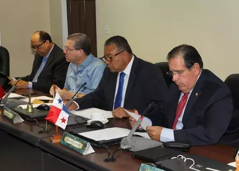 Comisión de Presupuesto aprueba traslado de partida para la ZLC