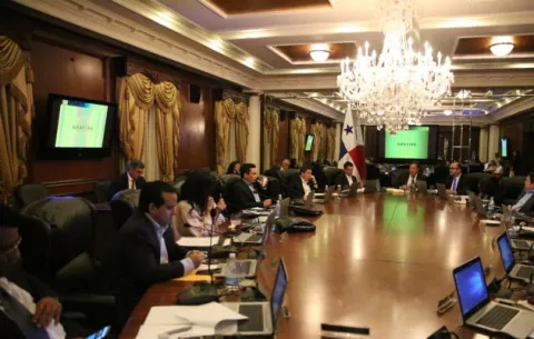 Gabinete respalda veto parcial a proyecto de Presupuesto General del Estado 2019