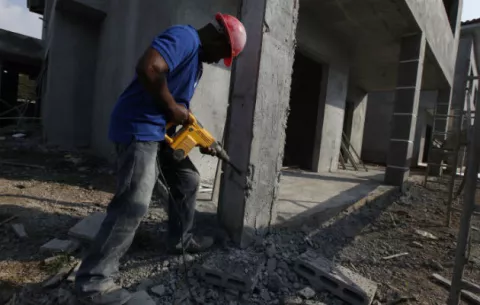 Sector construcción no se recupera