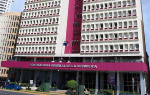 Comisión de Credenciales revisará hojas de vida de postulantes al cargo de contralor