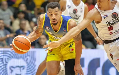 Universitarios desafiarán a los Correcaminos en la final de la LPB