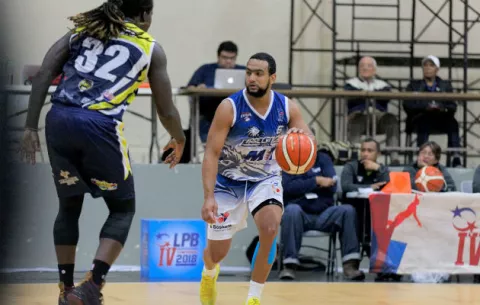 Correcaminos de Colón apabullan a Atlético Nacional en la LPB