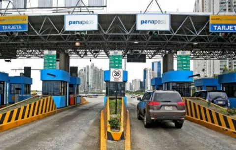 Piden investigar extensión de contrato a Empresa Nacional de Autopistas