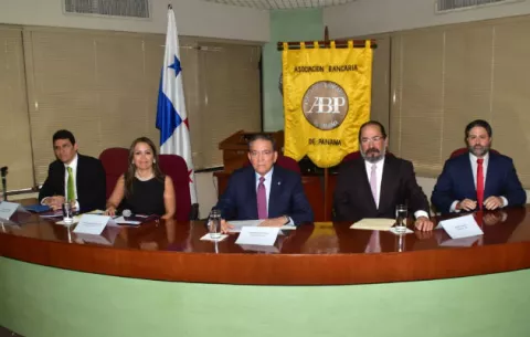 Nuevo Gobierno se ha puesto como meta un año para salir de la lista gris del GAFI
