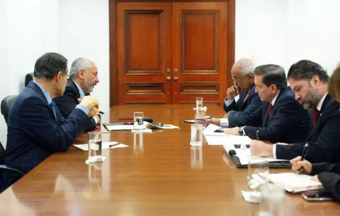 Laurentino Cortizo coordina con administrador entrante de la ACP estrategias para preservar el agua