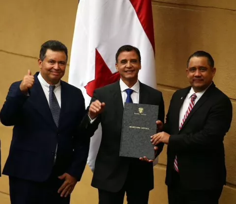 Presidente Laurentino Cortizo reconoce que conversó con el contralor electo