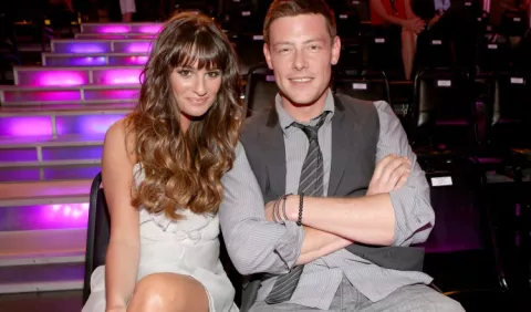 Lea Michele le  rinde homenaje a Cory Monteith 