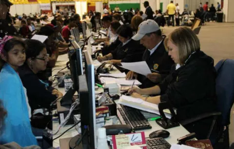 Más de 370 mil extranjeros se regularizaron mediante el "Crisol de Razas"