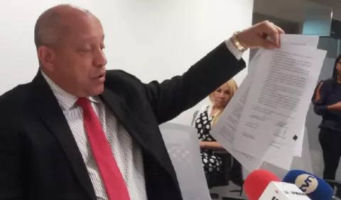 Diputado Crispiano Adames se defiende y pide 'veto parcial' a ley antitabaco