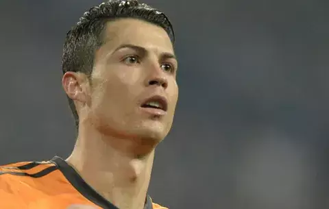Ronaldo supera a Messi y encabeza la lista goal.com de los más ricos 2014