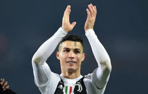 Cristiano decide el derbi de Turín