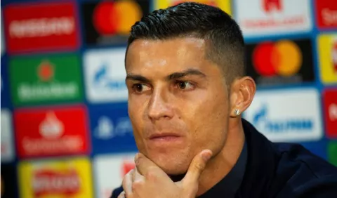 CR7 evita hablar del Real Madrid y de su mala racha 