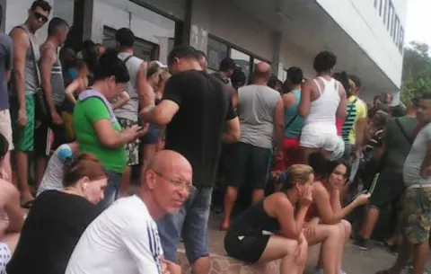 Aumenta el número de cubanos a mil 330