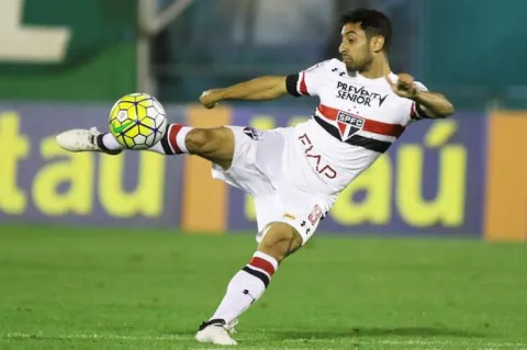 Formulan cargos contra 7 sospechosos por asesinato de futbolista brasileño