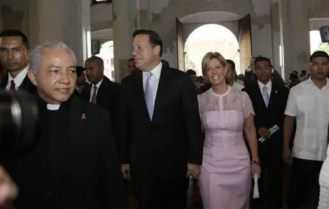 El padre David Cosca recibió dinero de la partida discrecional de Juan Carlos Varela