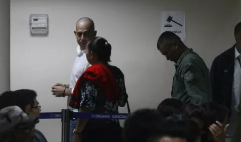 Fiscalía ni mencionó al padre David Cosca en audiencia