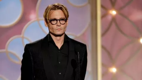 Johnny Depp confirma compromiso