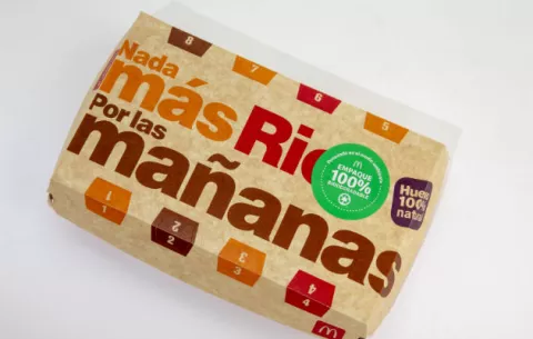 McDonald’s sustituye sus empaques de plástico de desayuno por empaques de cartón biodegradables