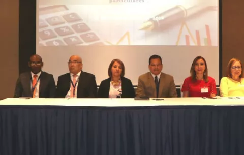  DGI dicta seminario sobre  deducciones anuales de los gastos escolares para el 2020
