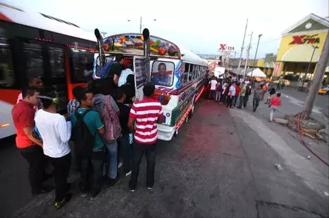 Fábrega defendió pago de compensaciones bajo su gestión