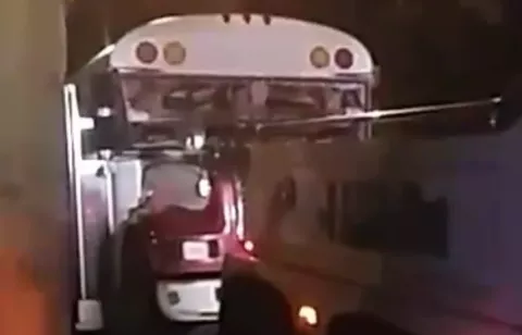 Multan con 2 mil 500 dólares a conductores de 'diablos verdes' que fueron grabados en regata en Albrook