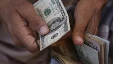 Gobierno adelanta el décimo tercer mes a los funcionarios
