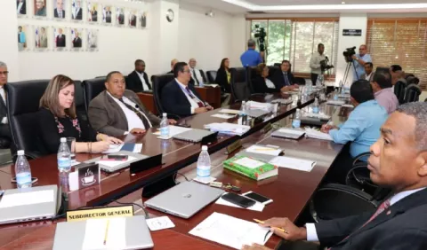Junta directiva no logra acuerdo en terna para escoger director  de la Caja de Seguro Social 