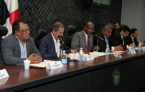 Hoy continuará el debate de la dispensa fiscal solicitada por el Ejecutivo