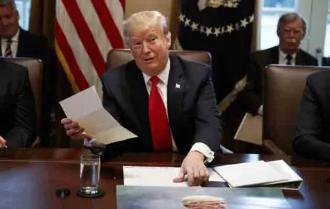 Donald Trump mantendrá el cierre de la administración el tiempo que haga falta