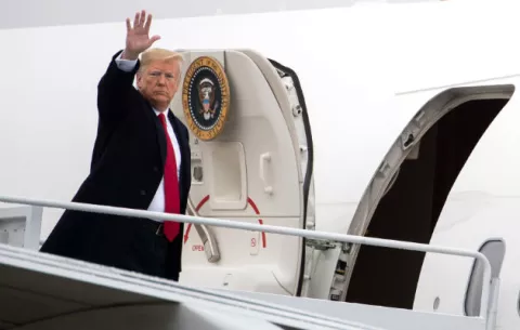 Trump dice que ha respondido por escrito a preguntas del fiscal de la trama rusa