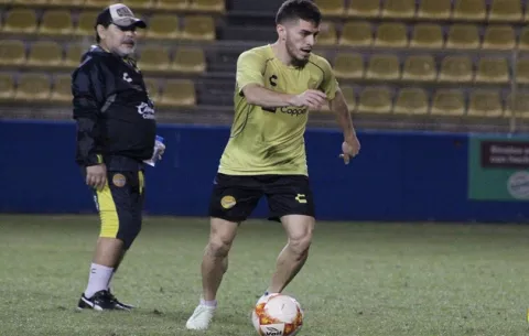 Los Dorados de Maradona ganan duelo de ida de la final del Ascenso