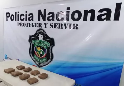 Incautan ocho paquetes de droga en el sector de La Enea Guararé