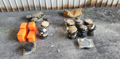 Autoridades incautan droga en contenedor con destino a Canadá