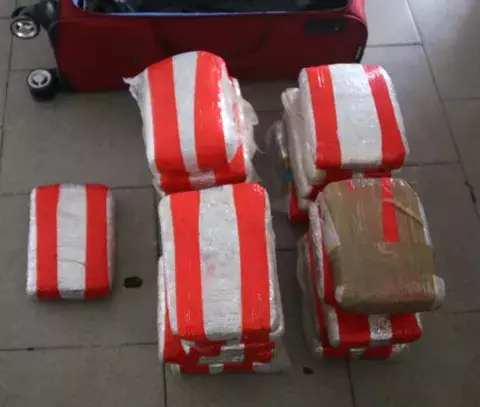 Autoridades decomisan 56 paquetes de sustancias ilícitas en Betania y San Carlos