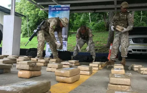 Un total de 250 paquetes de cocaína detectado en puerto de Colón